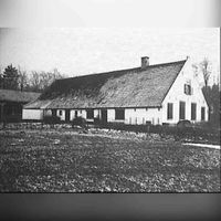 Huis aan de 300 Roedenlaan 1 te Lage Vuursche in de periode 1900 - 1925. Bron: RCE - Wikimedia Commons.