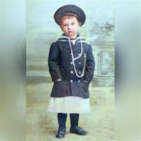 Portret van Arnaud Johan Carel van Loten van Doelen Grothe (1889-1932) als kind in ca. 1893. Bron: HUA, 750.
